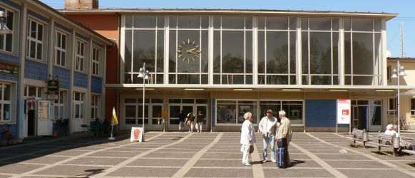Bahnhof Bahnhof